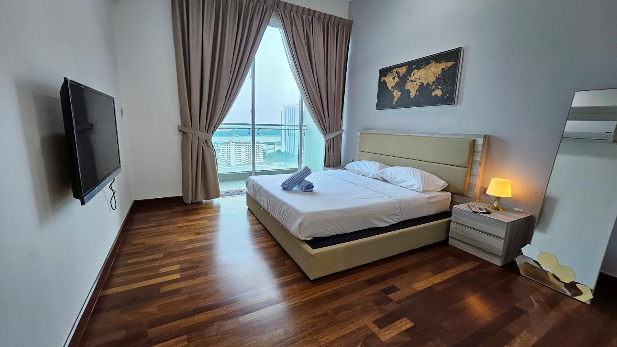 Paragon Suites Studios With Private Jacuzzi Near Ciq Rts Johor Bahru Eksteriør bilde
