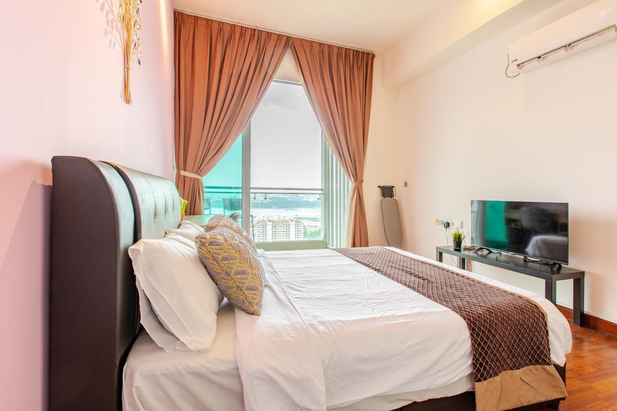 Paragon Suites Studios With Private Jacuzzi Near Ciq Rts Johor Bahru Eksteriør bilde