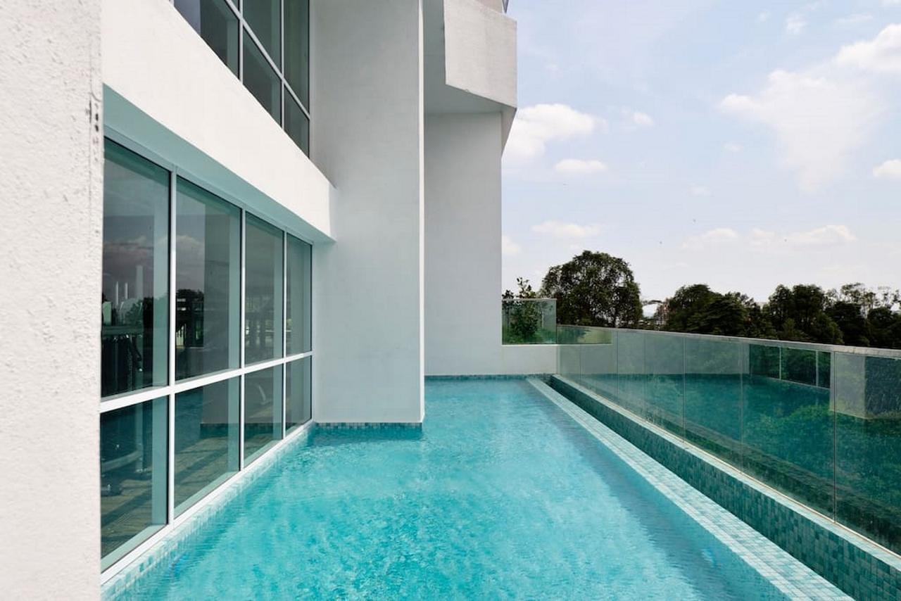 Paragon Suites Studios With Private Jacuzzi Near Ciq Rts Johor Bahru Eksteriør bilde