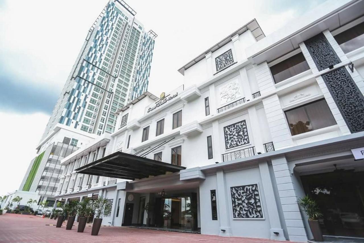 Paragon Suites Studios With Private Jacuzzi Near Ciq Rts Johor Bahru Eksteriør bilde